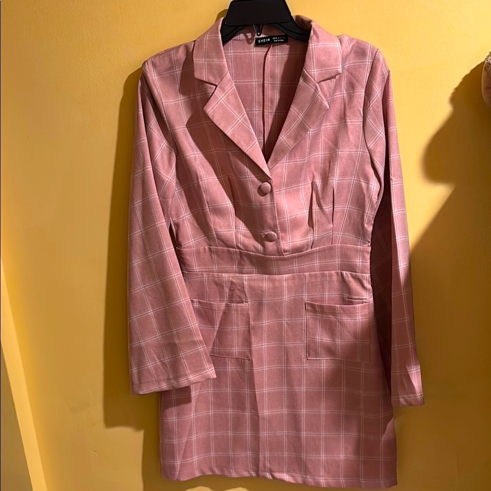 Pink Plaid Women's Blazer Short Dress size Medium